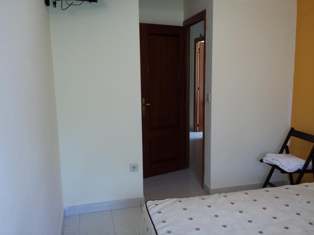 Hostal Atila Ricobayo Buitenkant foto